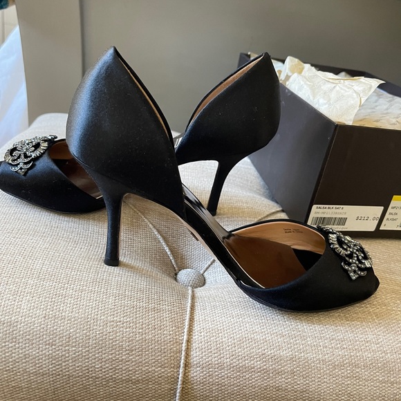 Badgley Mischka heels - Picture 2 of 5